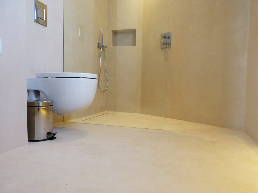 Decoración de baños. Microcemento en platos de ducha